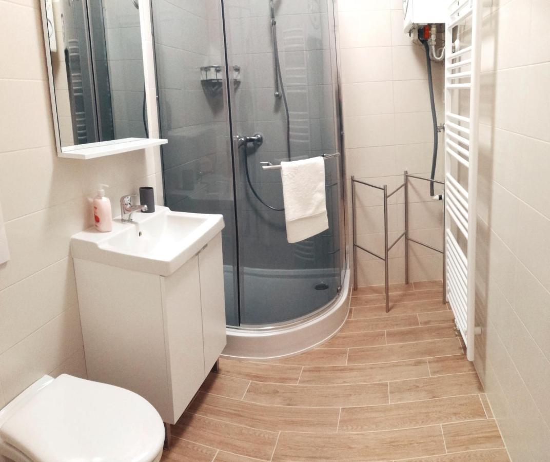 Sežana Apartments B&M מראה חיצוני תמונה