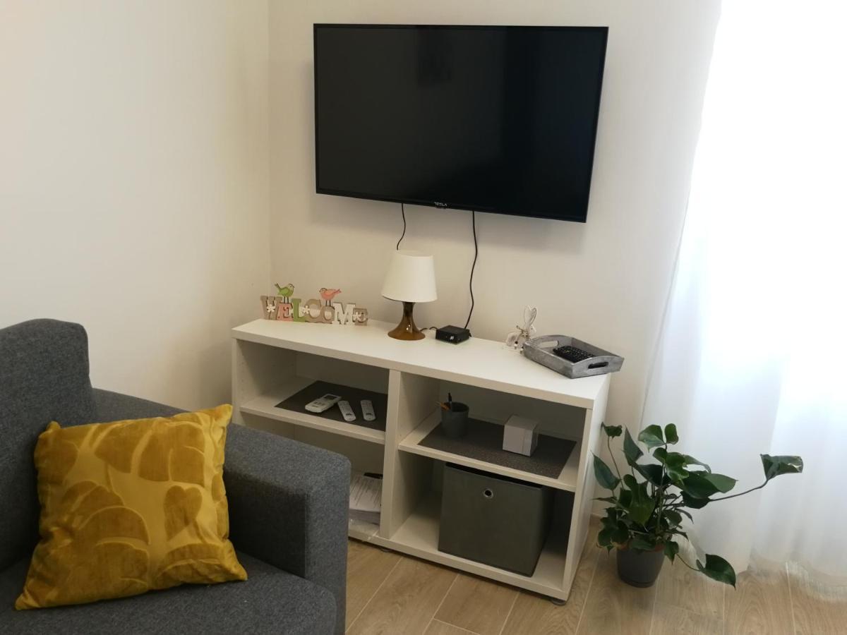 Sežana Apartments B&M מראה חיצוני תמונה